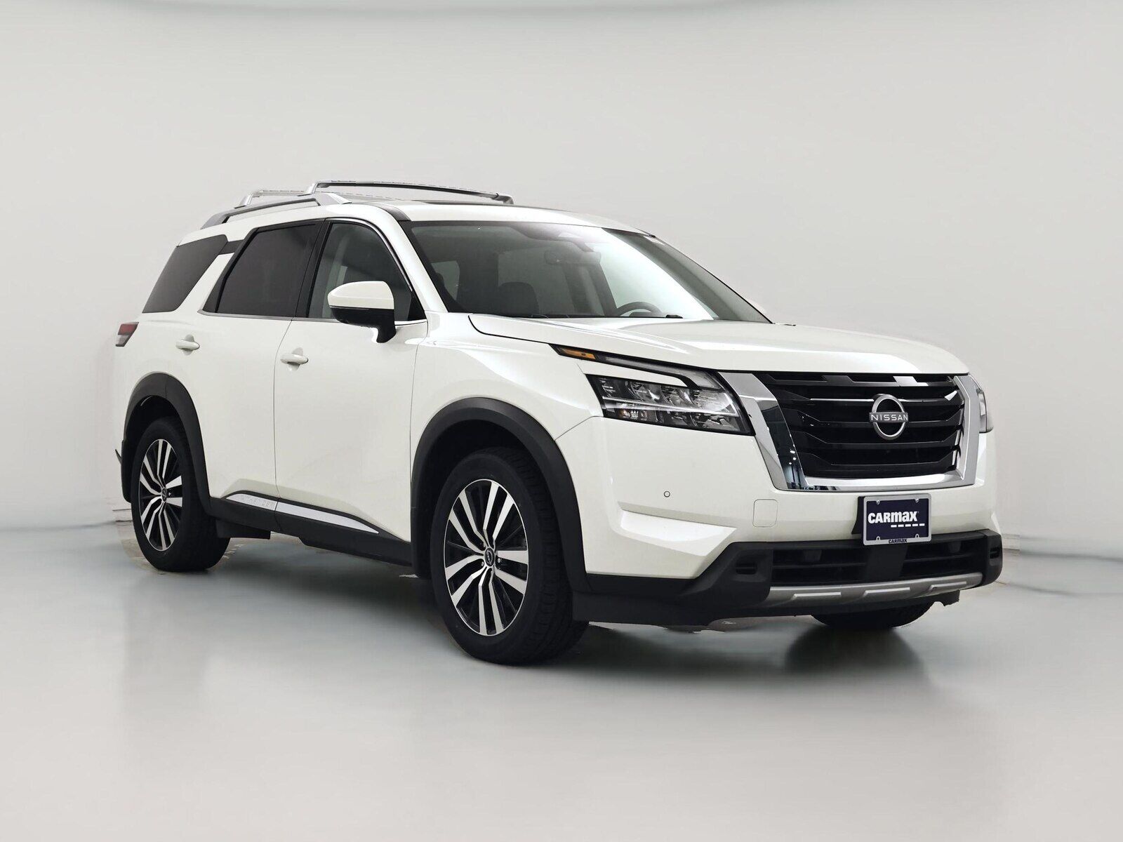2023 NISSAN Pathfinder