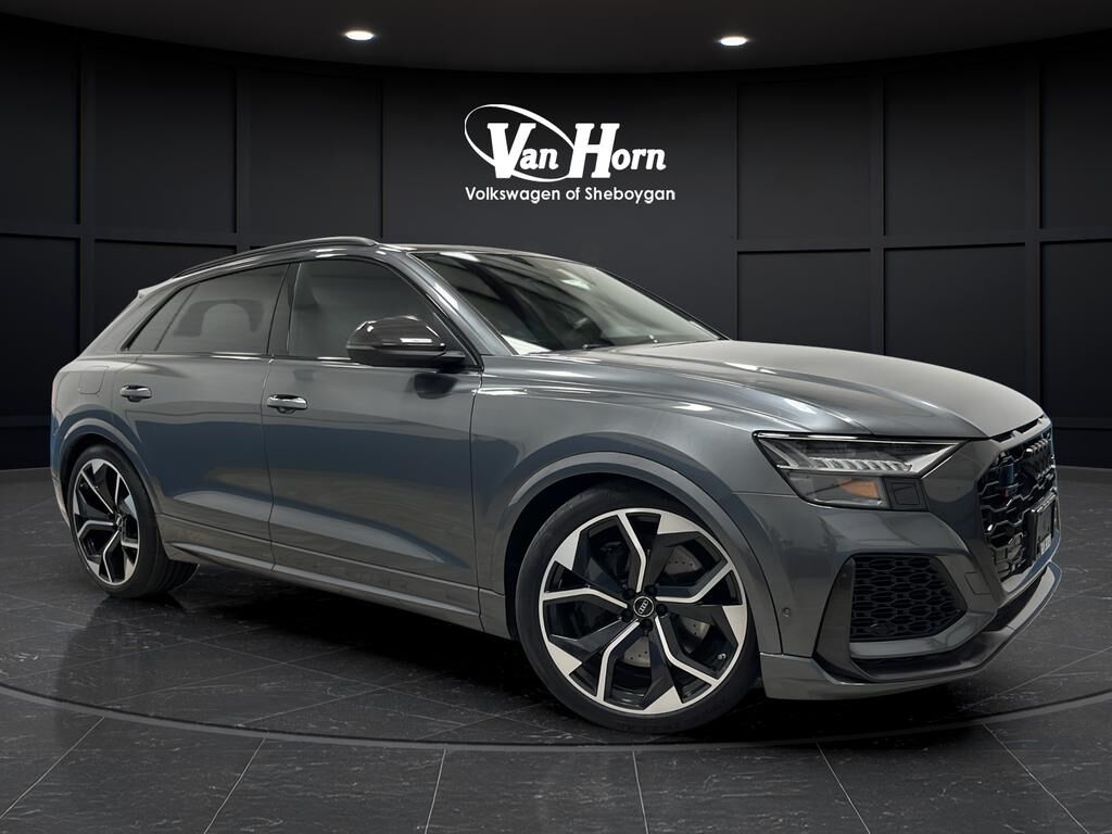 2020 AUDI Q8
