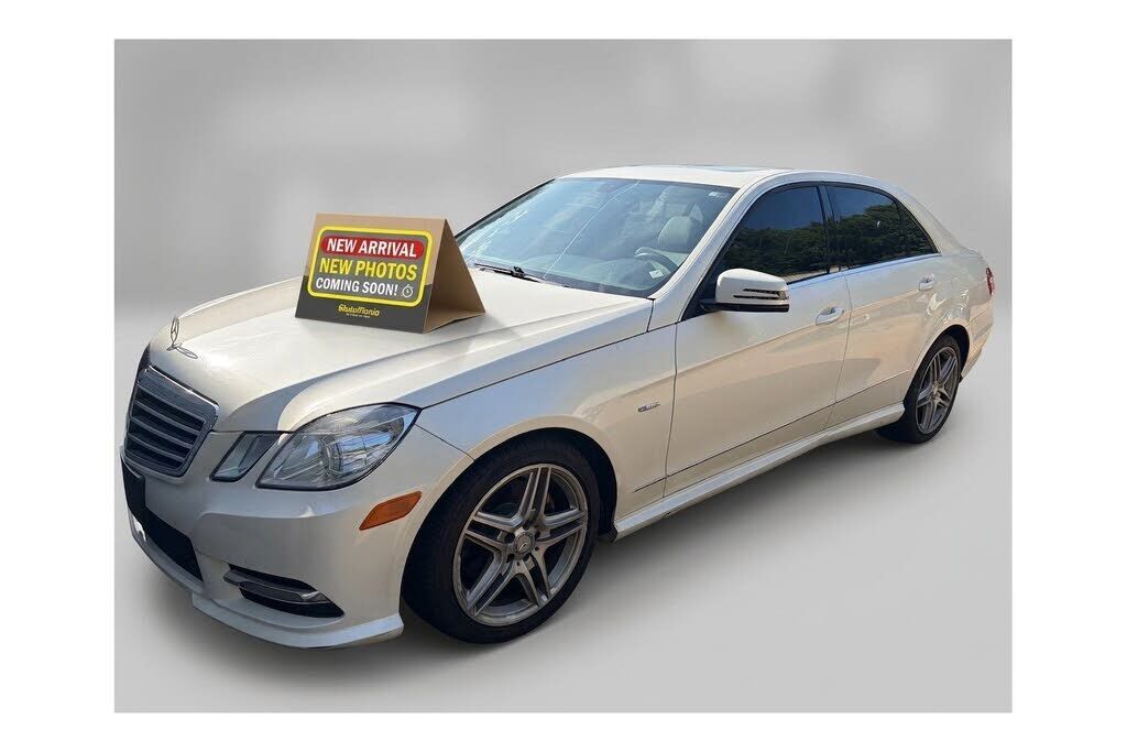 2012 MERCEDES-BENZ E-Class