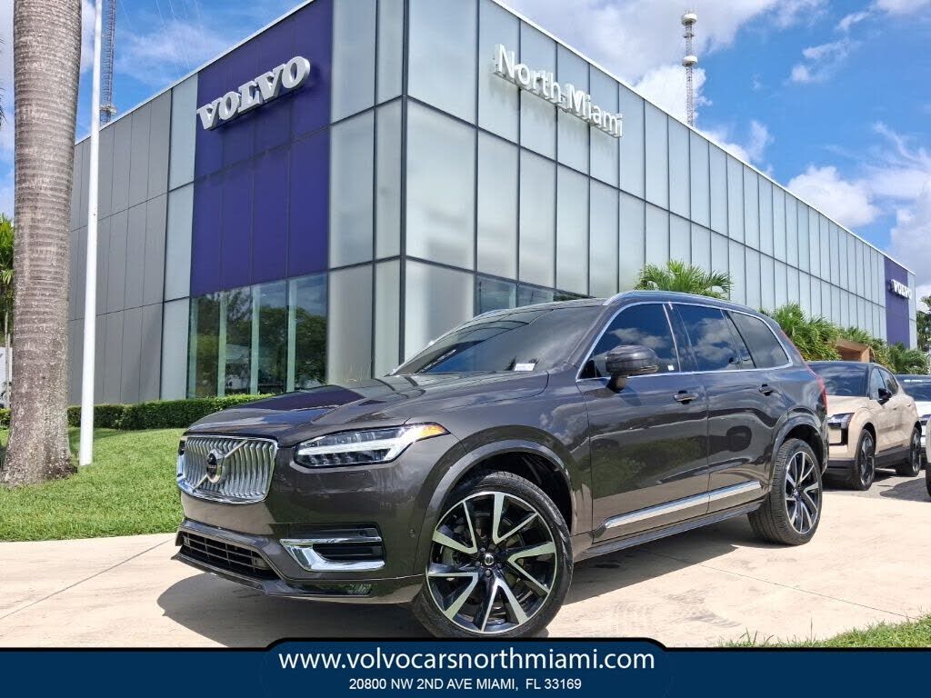 2023 VOLVO XC90