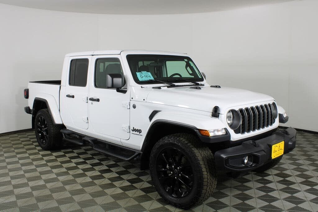 2025 JEEP Gladiator