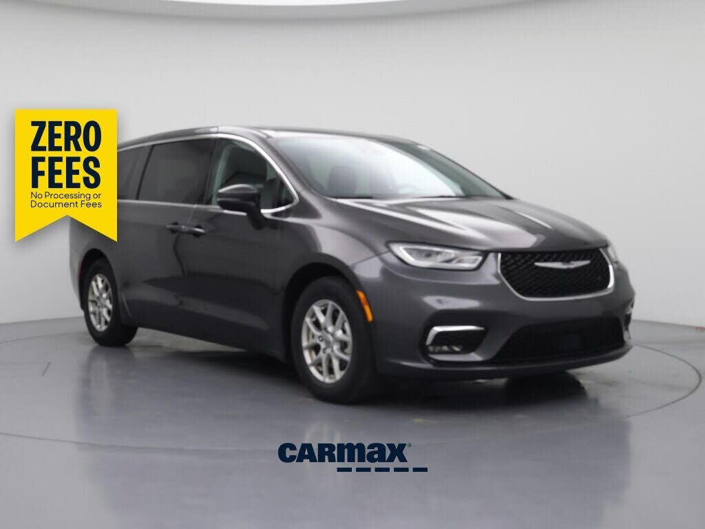 2023 CHRYSLER Pacifica