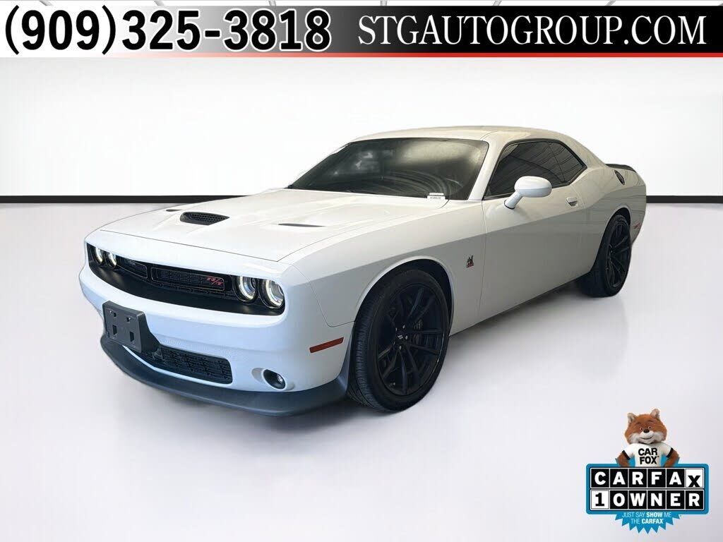 2020 DODGE Challenger