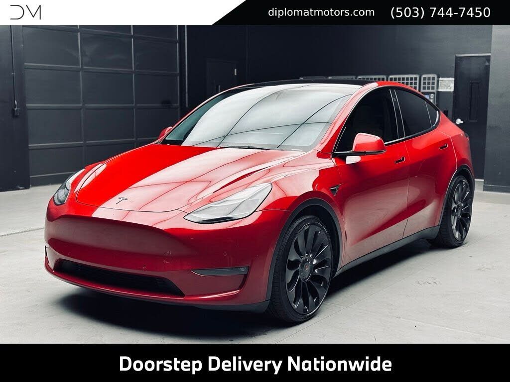 2022 TESLA Model Y