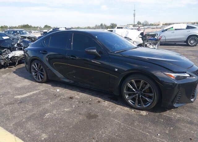 2025 LEXUS IS