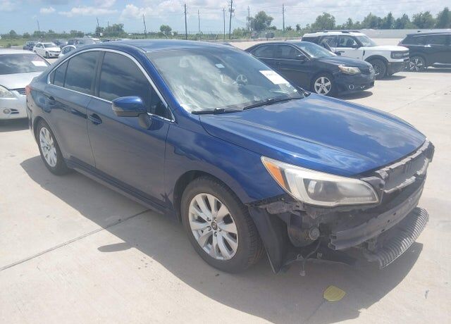 2017 SUBARU Legacy