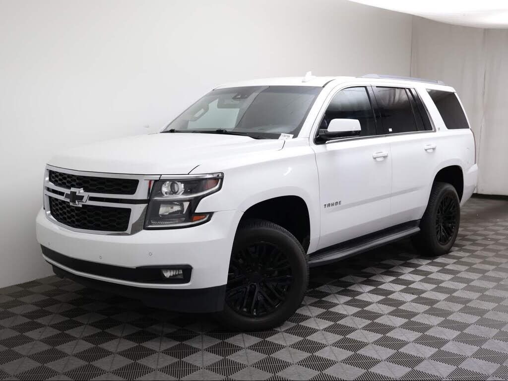 2017 CHEVROLET Tahoe
