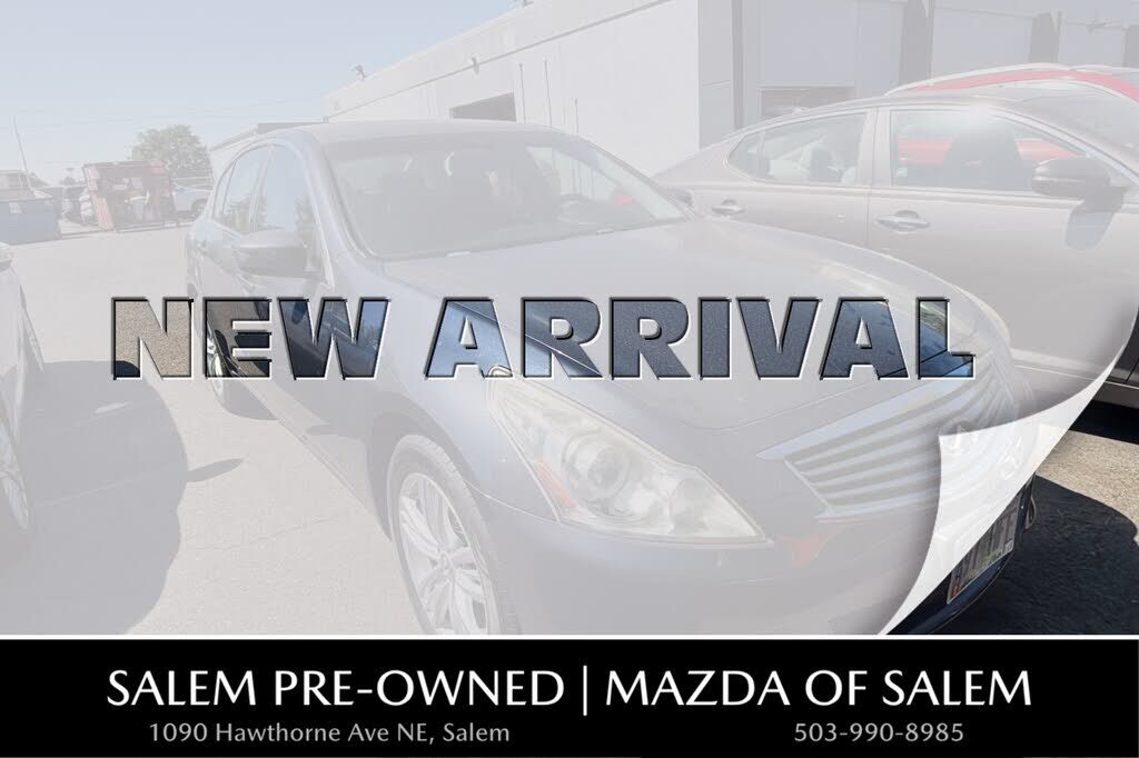 2013 INFINITI G37