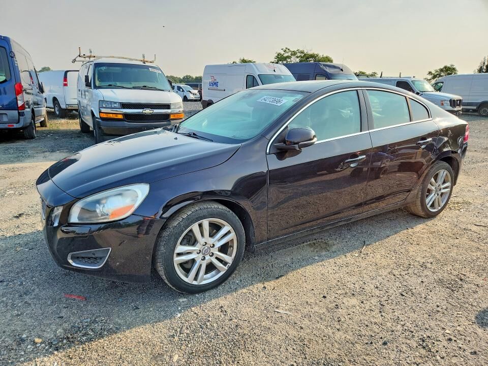 2013 VOLVO S60