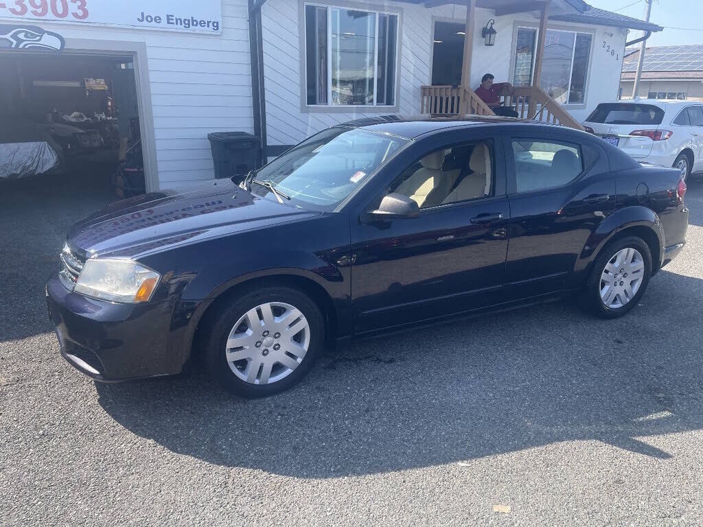 2012 DODGE Avenger