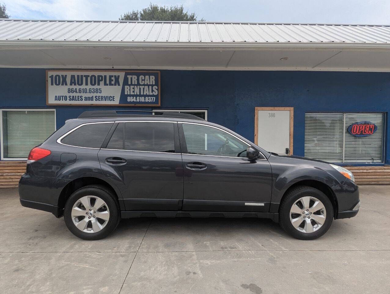 2012 SUBARU Outback