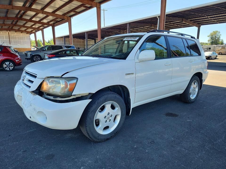 2004 TOYOTA Highlander