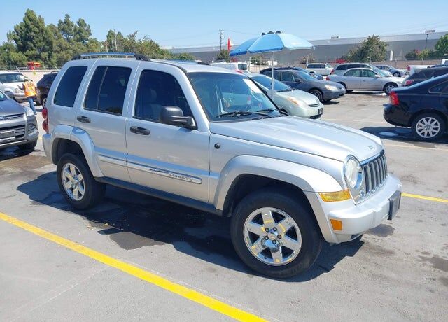 2007 JEEP Liberty