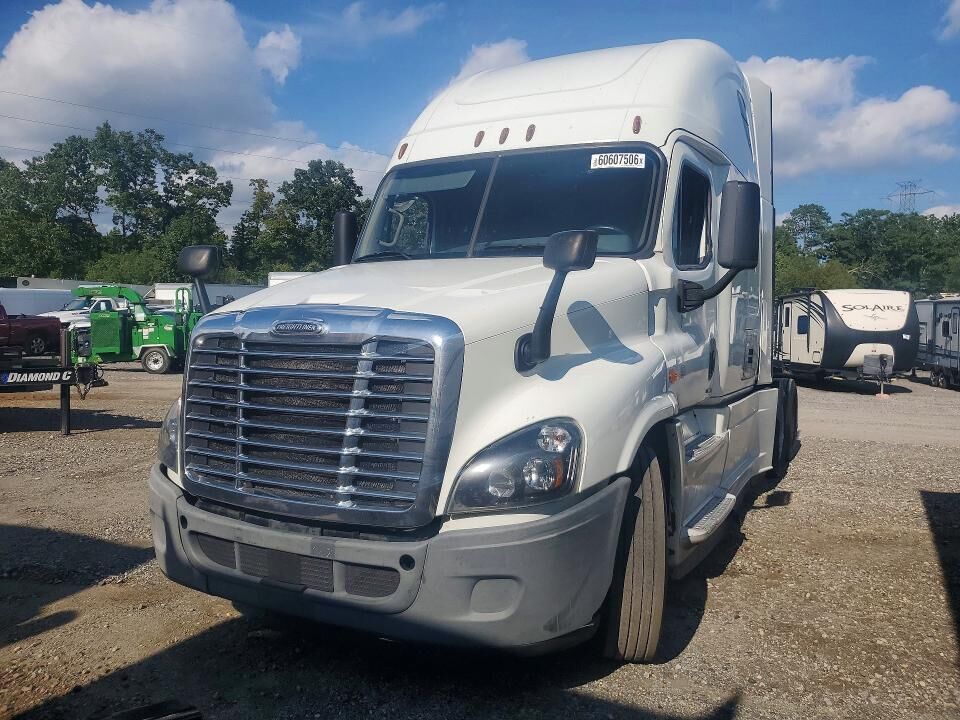 2019 FREIGHTLINER Cascadia