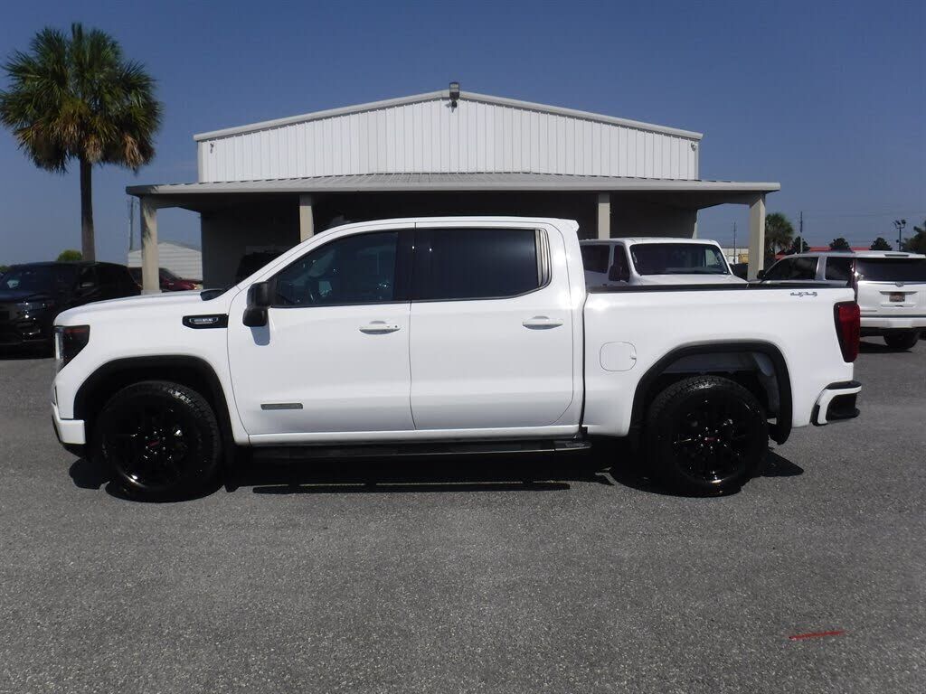 2023 GMC Sierra