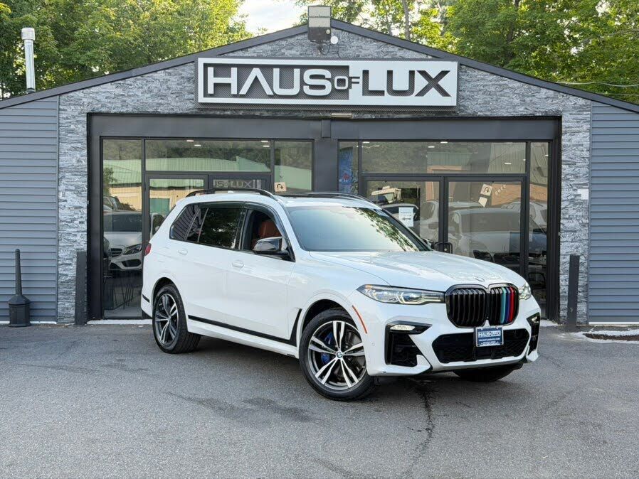 2021 BMW X7