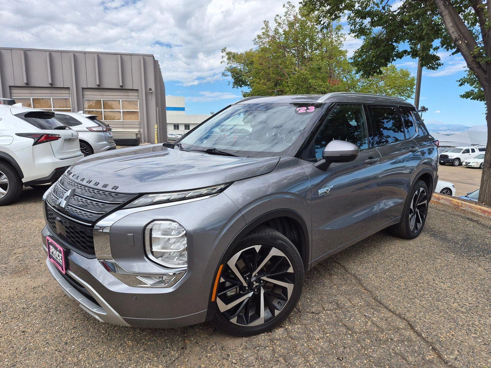 2023 MITSUBISHI Outlander