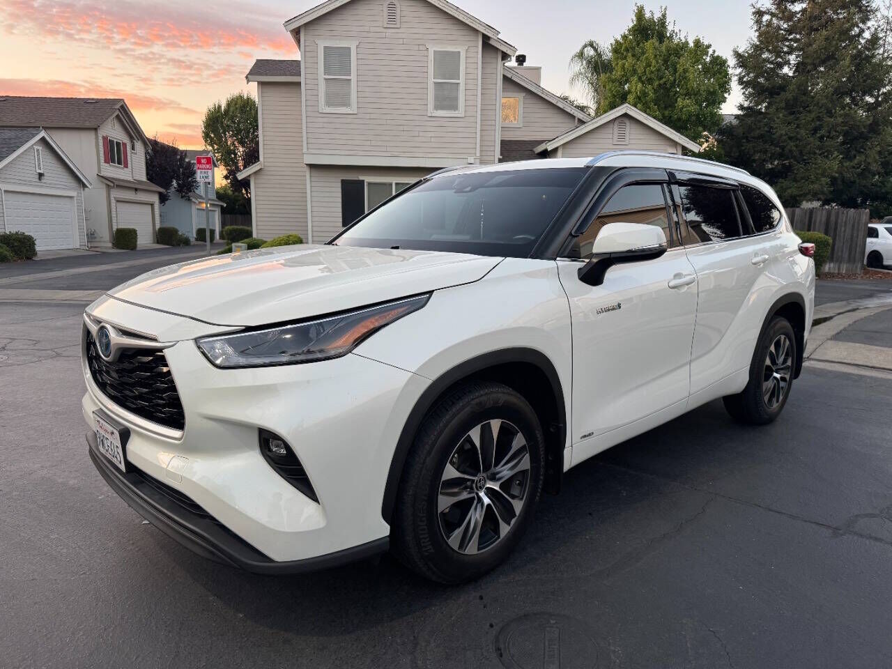 2021 TOYOTA Highlander