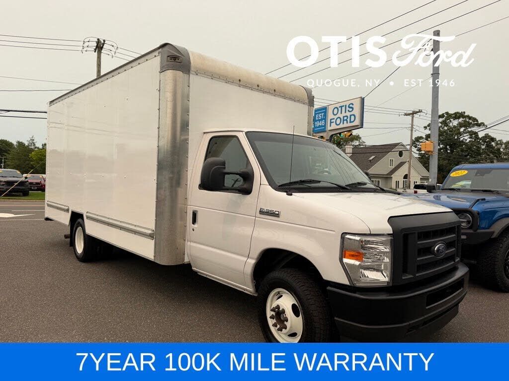 2022 FORD E-350