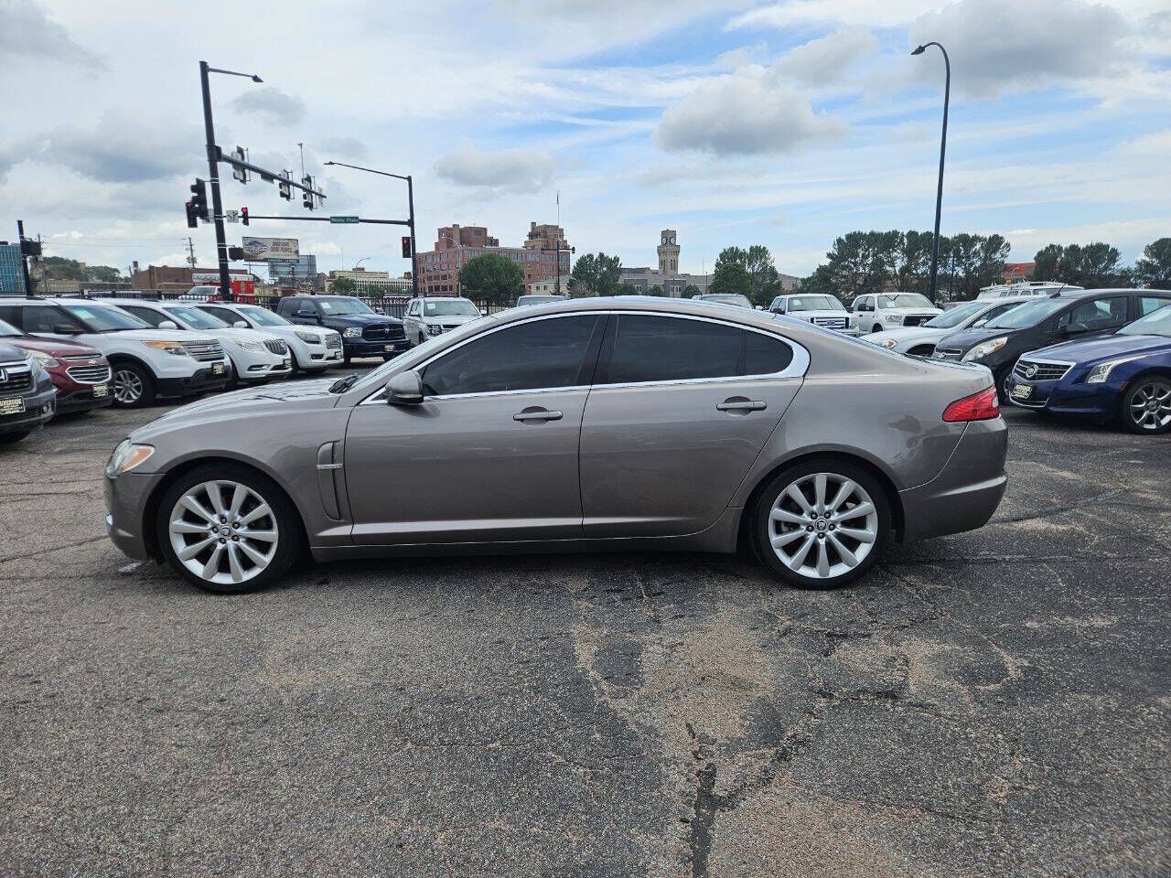 2010 JAGUAR XF