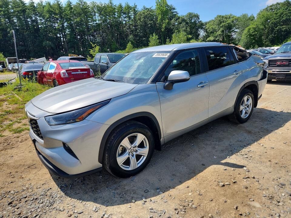 2024 TOYOTA Highlander