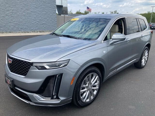 2025 CADILLAC XT6
