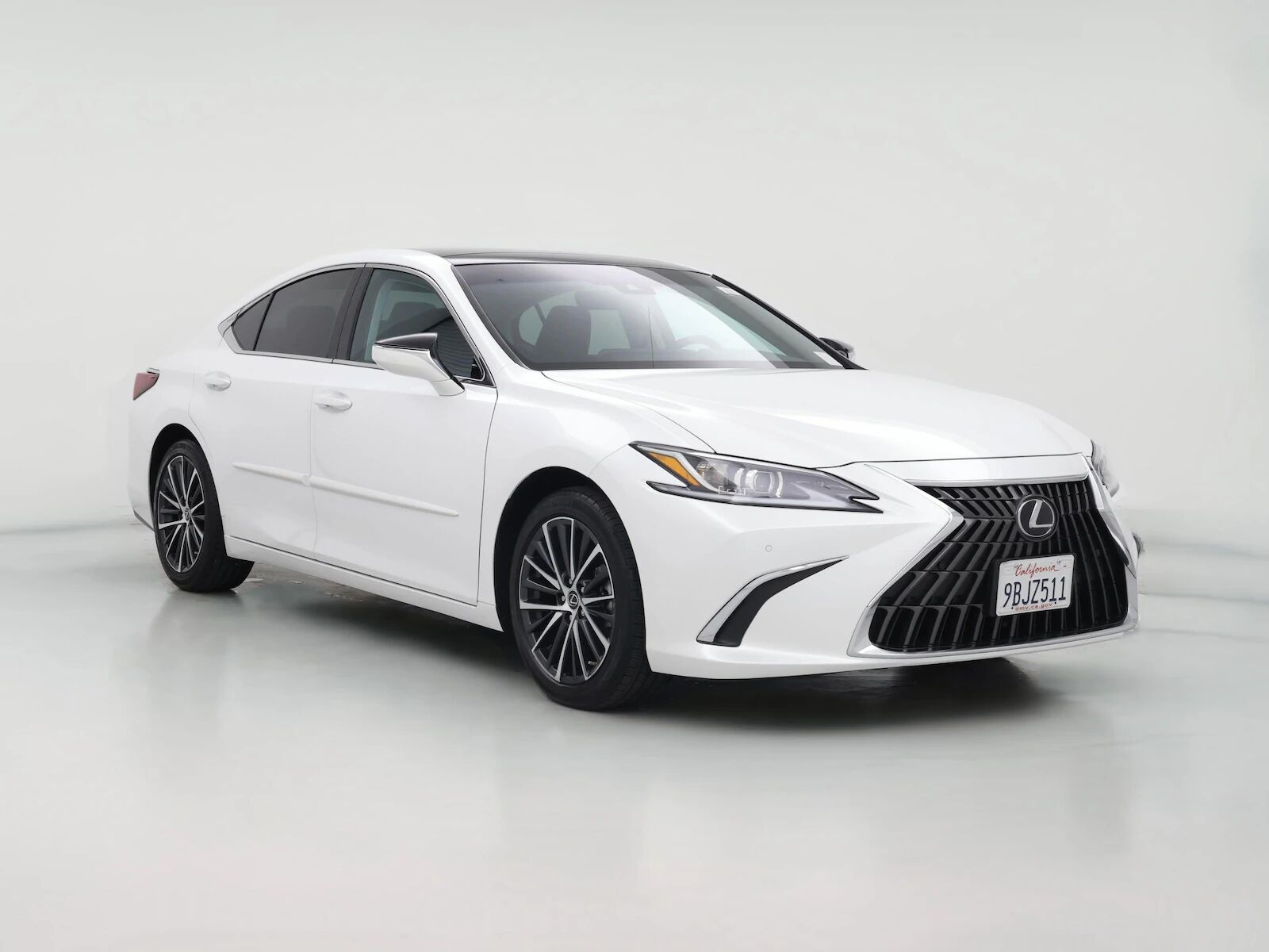 2022 LEXUS ES