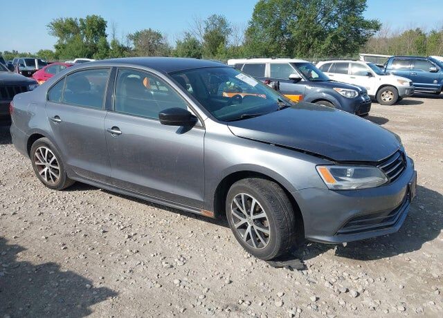 2016 VOLKSWAGEN Jetta