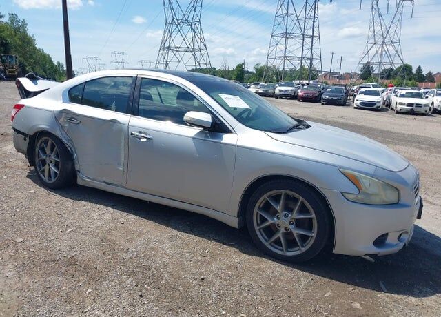 2011 NISSAN Maxima