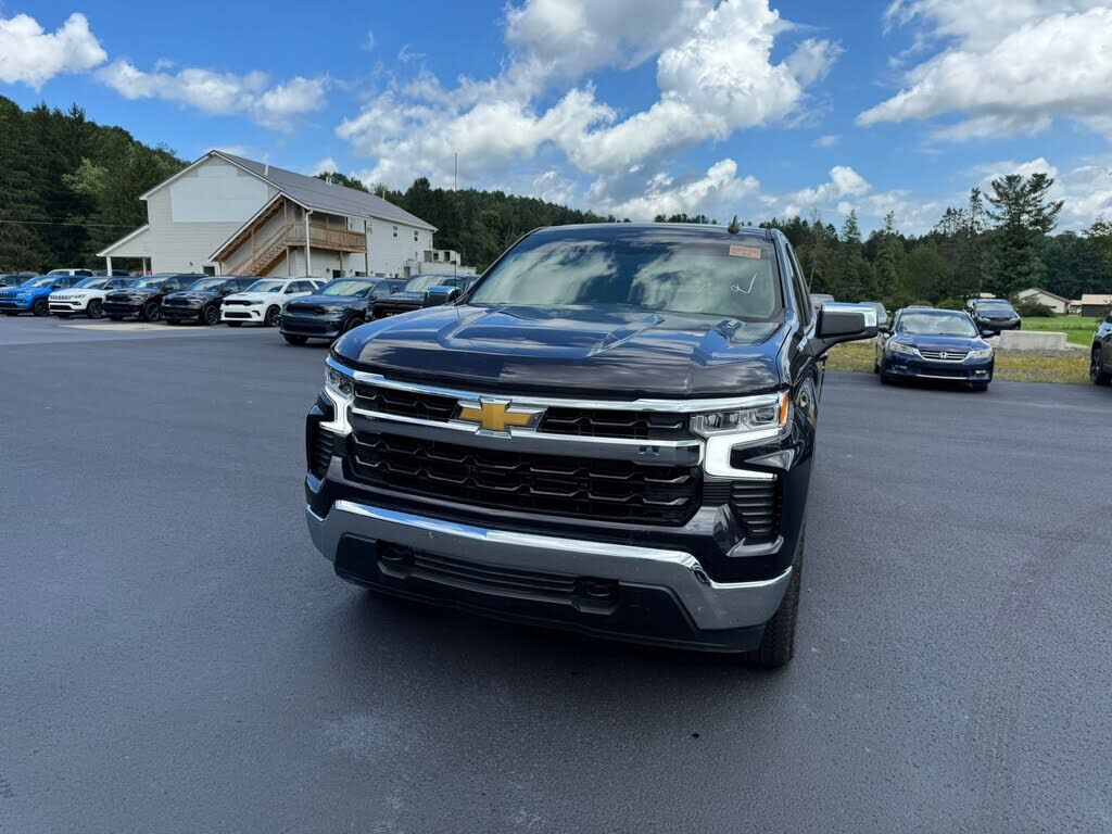 2024 CHEVROLET Silverado