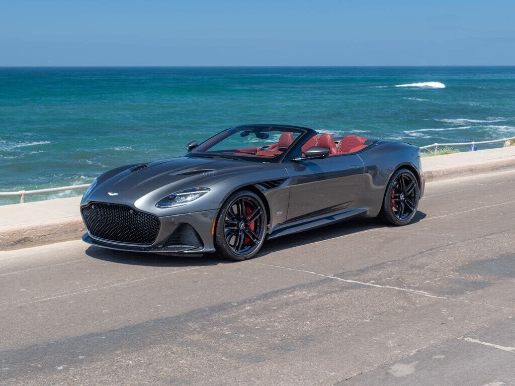 2020 ASTON MARTIN DBS