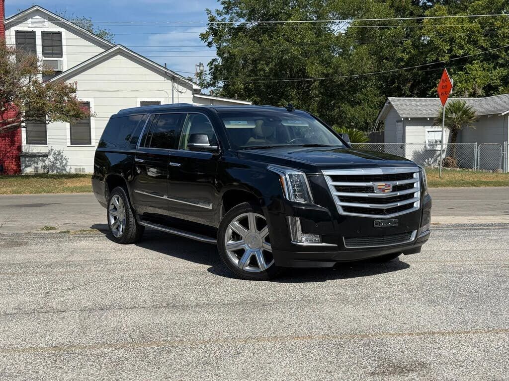 2018 CADILLAC Escalade ESV