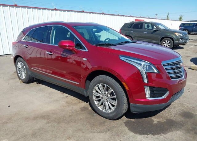 2017 CADILLAC XT5