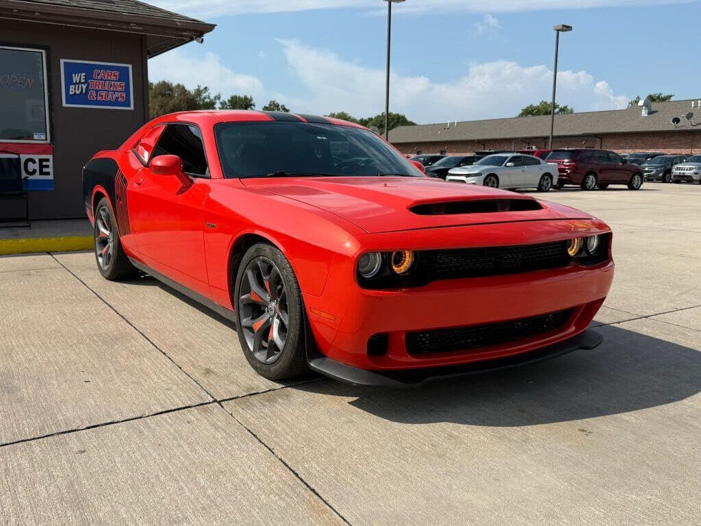 2019 DODGE Challenger