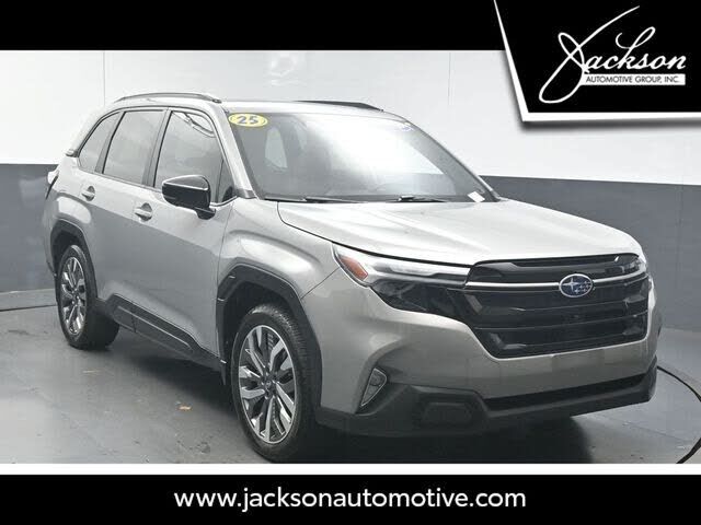 2025 SUBARU Forester