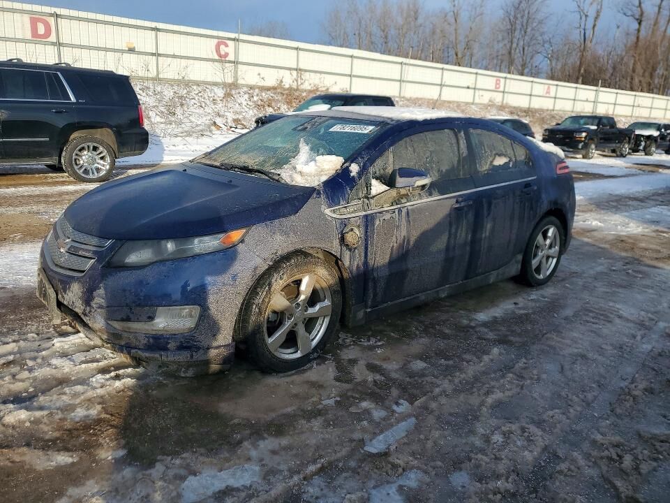 2013 CHEVROLET Volt