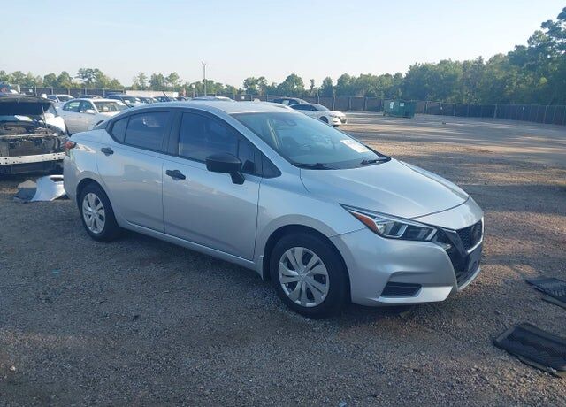 2020 NISSAN Versa