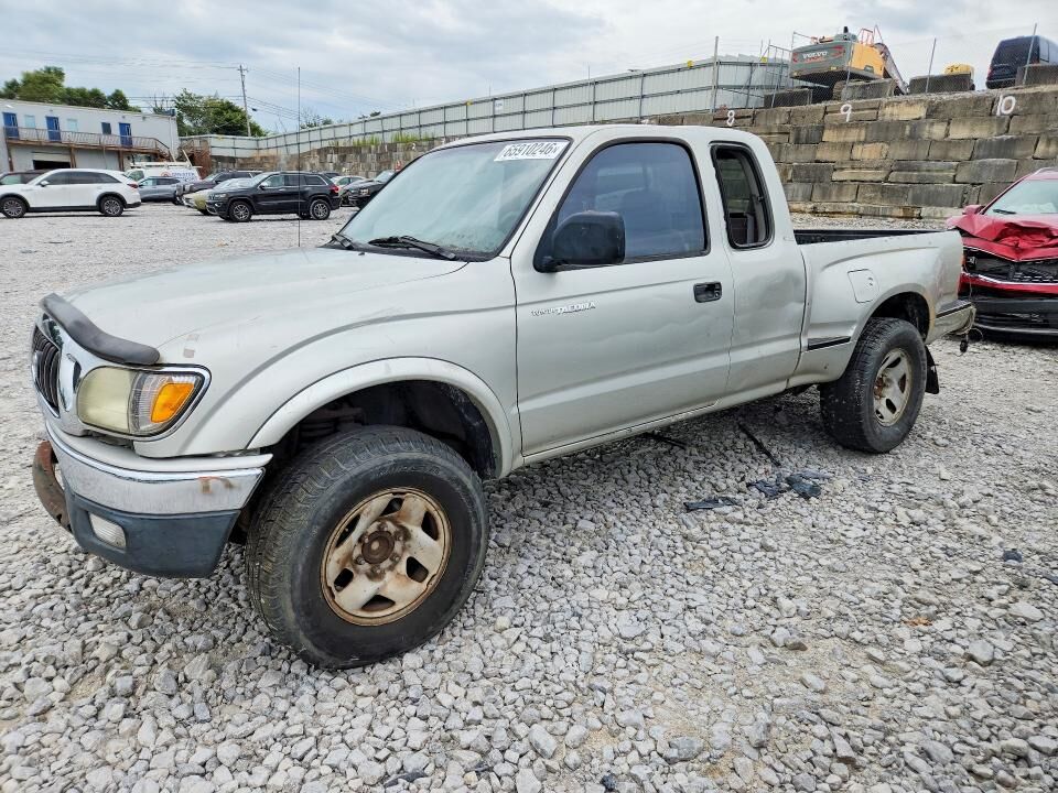 2003 TOYOTA Tacoma