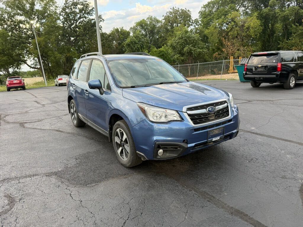 2017 SUBARU Forester