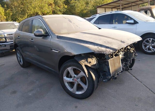 2019 JAGUAR F-Pace