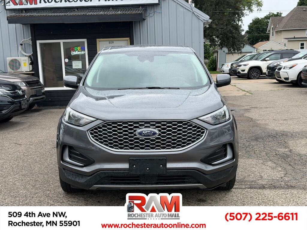 2023 FORD Edge