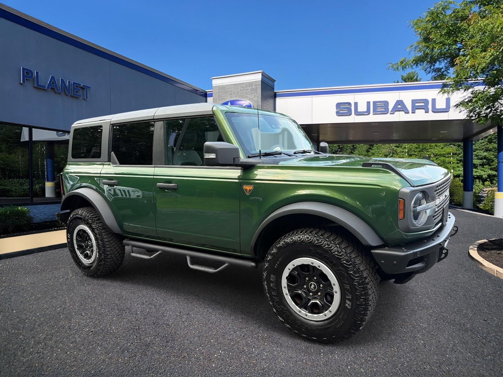 2023 FORD Bronco