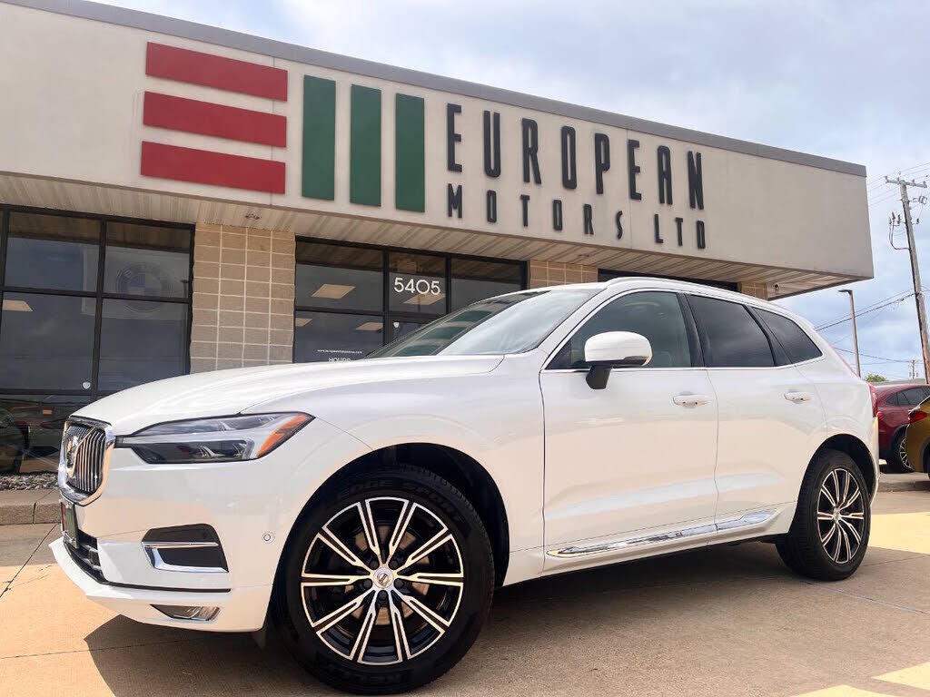 2021 VOLVO XC60