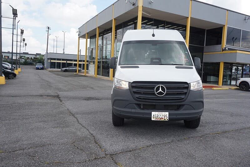2025 Mercedes-Benz Sprinter