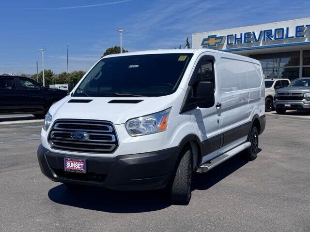 2019 FORD Transit