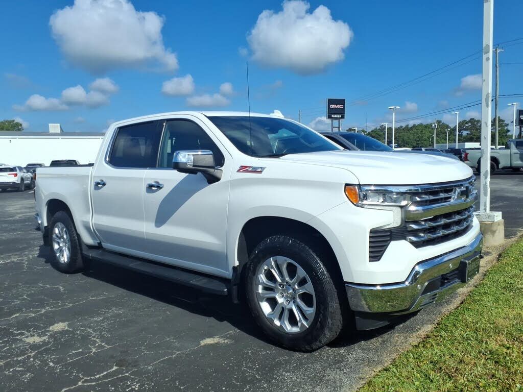 2023 CHEVROLET Silverado