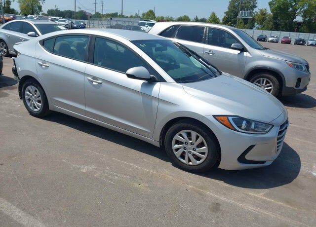 2018 HYUNDAI Elantra
