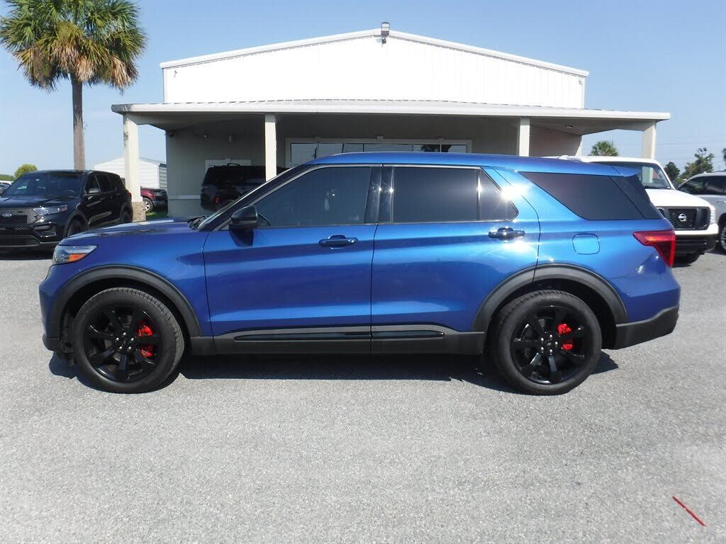 2022 FORD Explorer
