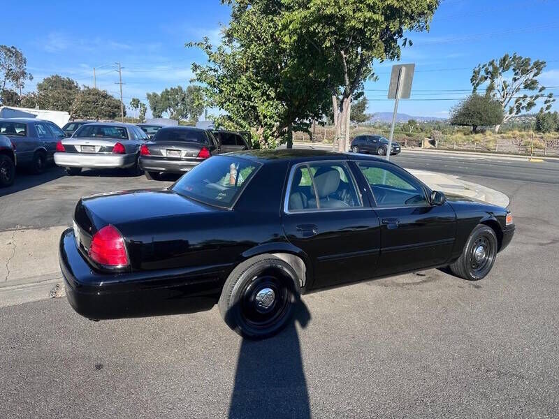 2011 FORD Crown Victoria