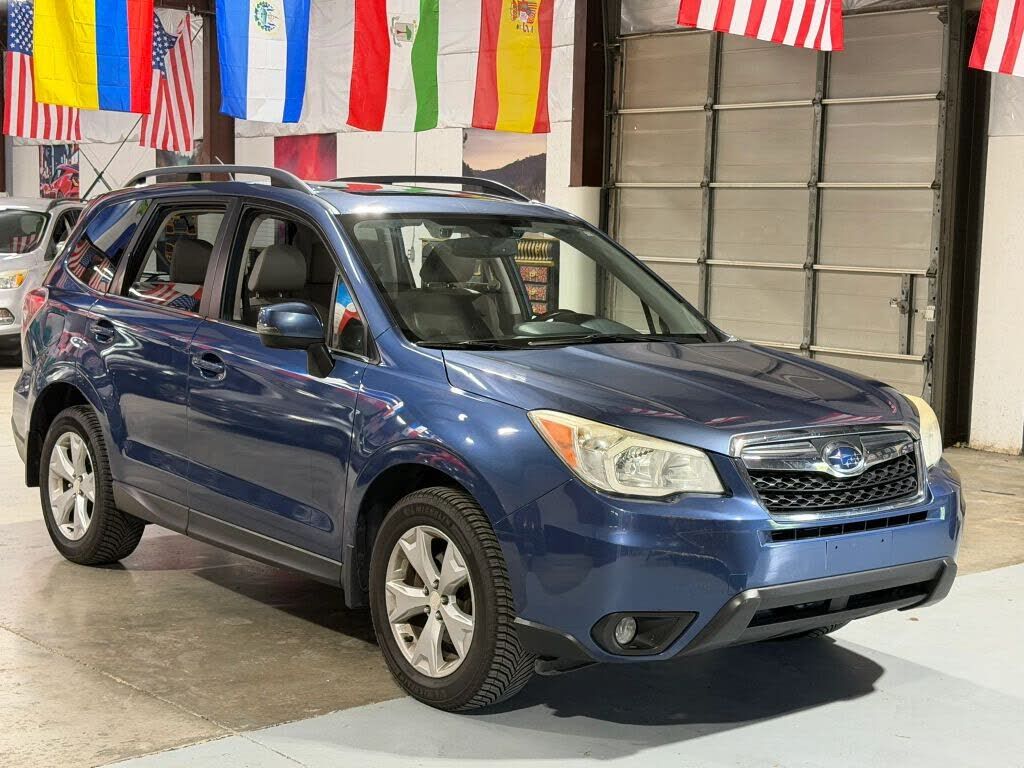 2014 SUBARU Forester